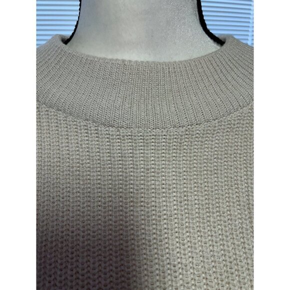 H & M Basics Beige Knit Sweater -- Large - Picture 6 of 12
